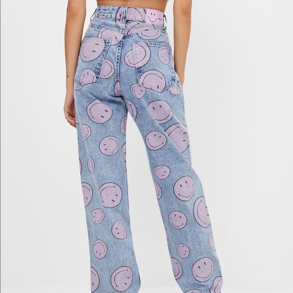 bershka jeans smiley